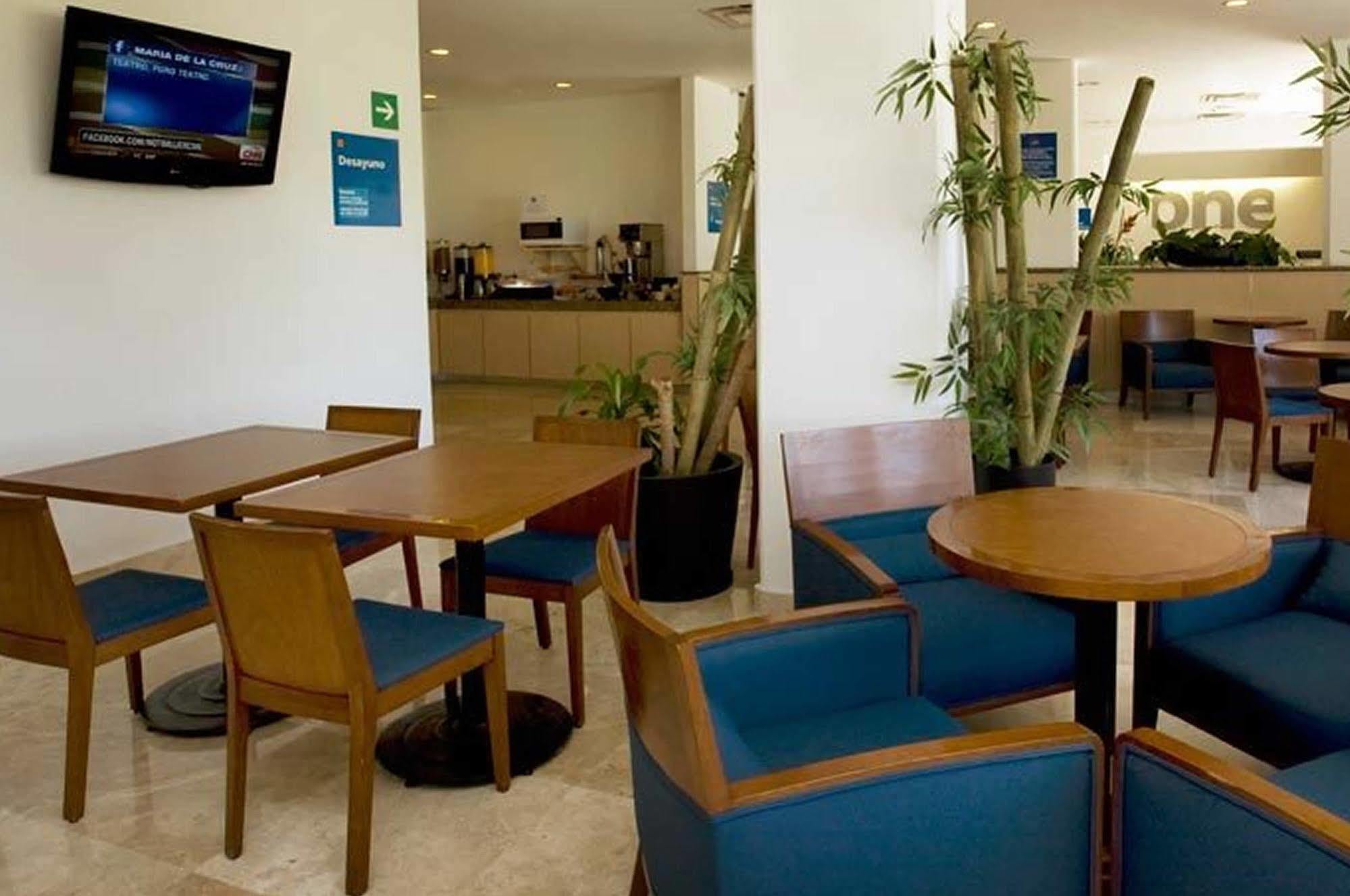 One San Luis Potosi Glorieta Juarez Hotel Ngoại thất bức ảnh